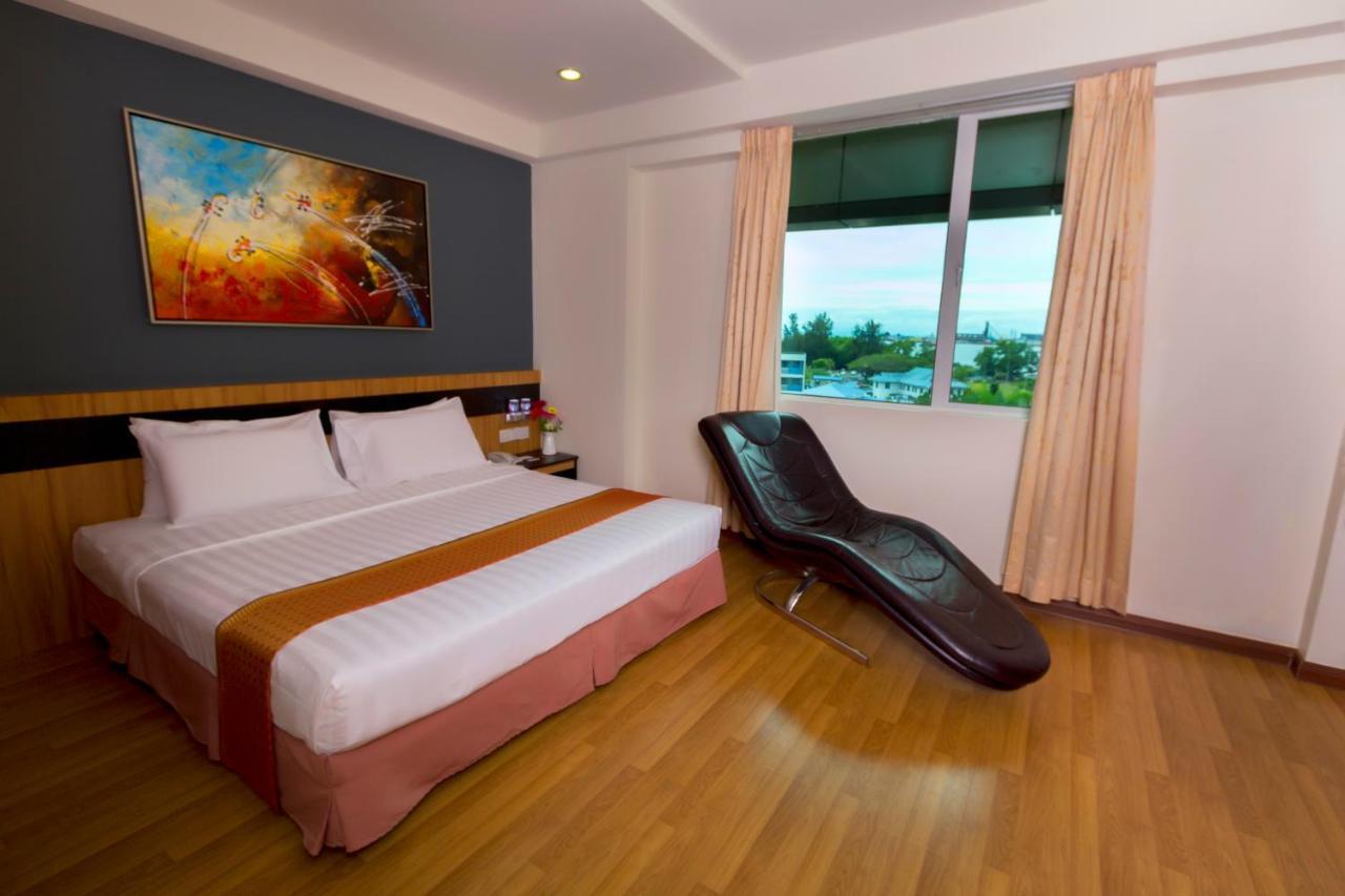 Mariner Hotel Labuan Exterior foto